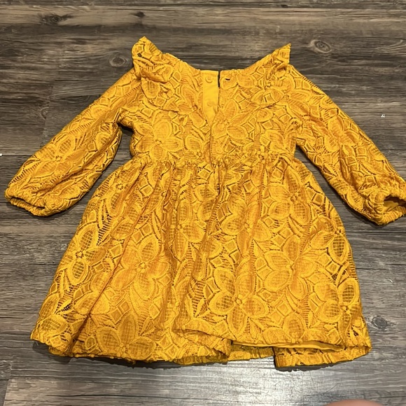 Girls 3t dress - Picture 3 of 3